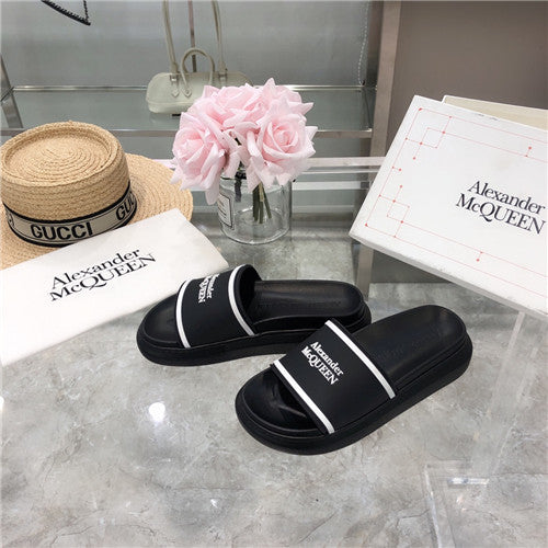 High Quality Luxury Alexander McQueen Slippers – Style 46787 alternate view