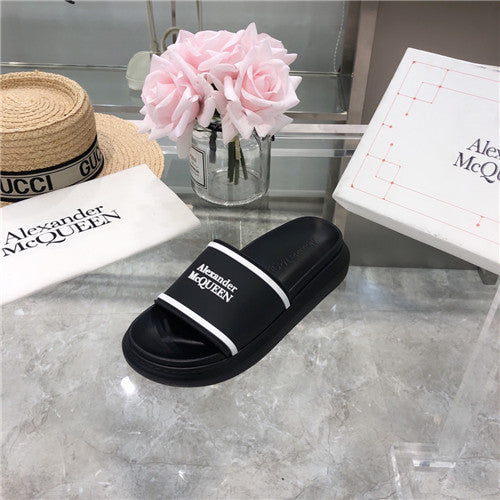 High Quality Luxury Alexander McQueen Slippers – Style 46787 product detail