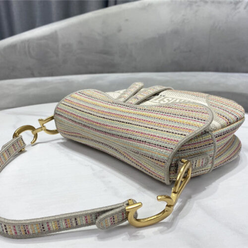 High Quality Luxury Dior Velvet Saddle Bag product detail