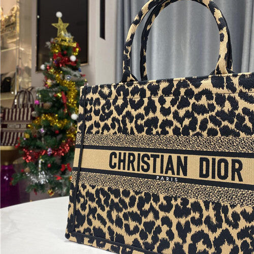High Quality Luxury Dior Book Tote Bag Leopard Small product detail