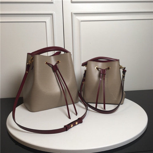 High Quality Luxury Louis Vuitton Lockme Bucket Bag – Style 47697 product detail