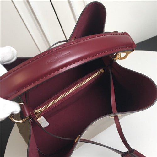 High Quality Luxury Louis Vuitton Lockme Bucket Bag – Style 47697 product detail