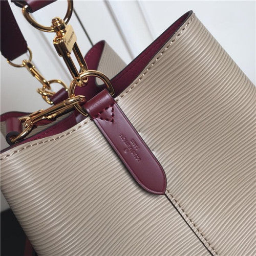 High Quality Luxury Louis Vuitton Lockme Bucket Bag – Style 47697 product detail