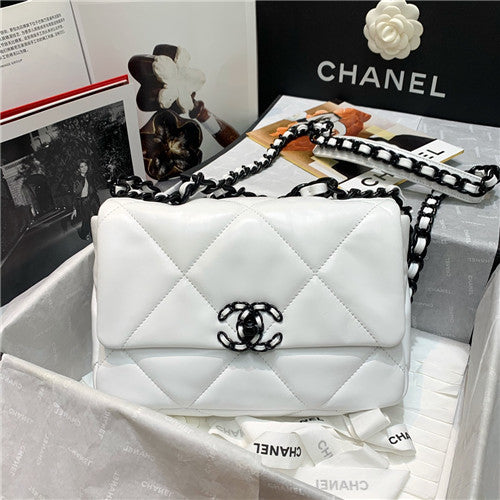 High Quality Luxury Chanel 19 Flap Bag White