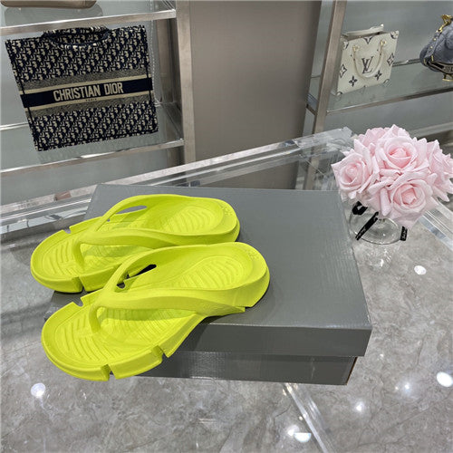 High Quality Luxury Balenciaga Flip Flops – Style 70563 product detail