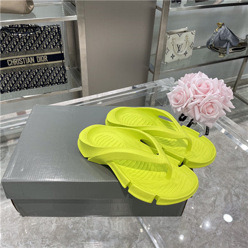 High Quality Luxury Balenciaga Flip Flops – Style 70563