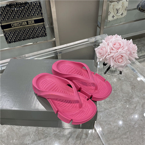 High Quality Luxury Balenciaga Flip Flops product detail