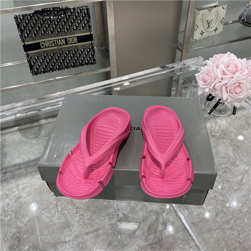 High Quality Luxury Balenciaga Flip Flops product detail