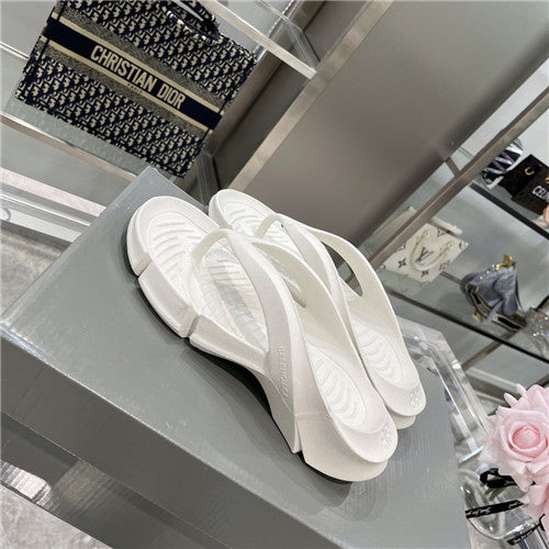 High Quality Luxury Balenciaga Flip Flops – Style 73955 product detail