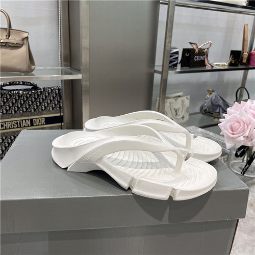 High Quality Luxury Balenciaga Flip Flops – Style 73955 product detail