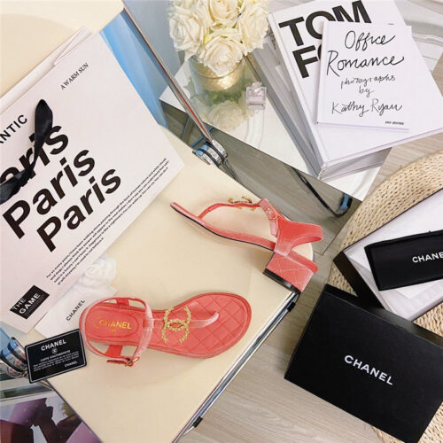 High Quality Luxury Chanel Pearl Buckle Classic Thong Sandals – Style 42982 product detail