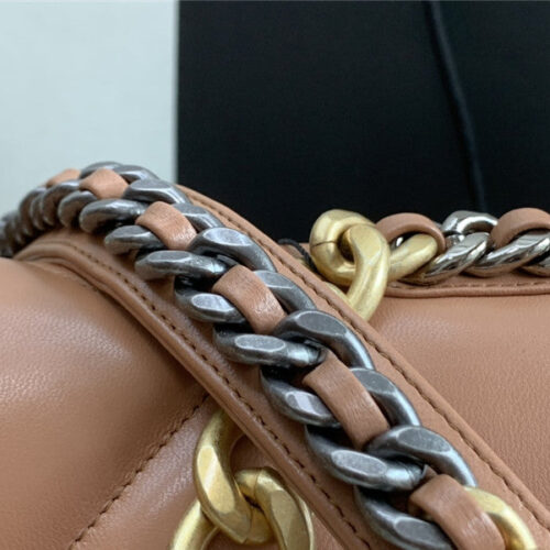 High Quality Luxury Chanel 19 Flap Bag – Style 46796 product detail