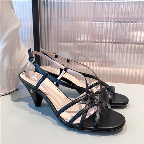 High Quality Luxury Gucci Mid-Heel Sandals alternate view