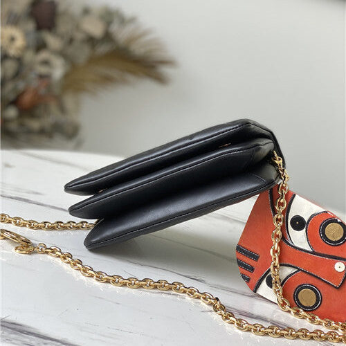 High Quality Luxury LV Pochette Coussin Leather Goods product detail