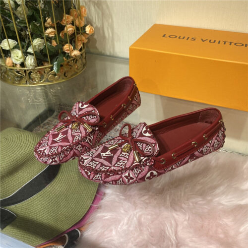 High Quality Luxury Louis Vuitton Womens Medal Beanie Shoes – Style 59203 product detail