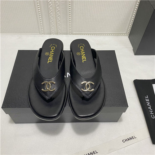 High Quality Luxury Chanel Flip Flops Women – Style 17158 alternate view