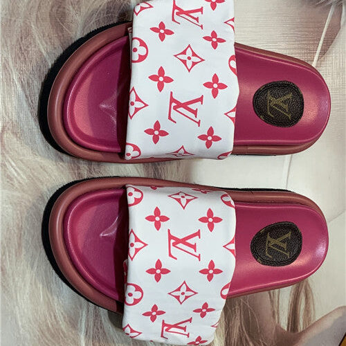 High Quality Luxury LV Flat Slippers product detail