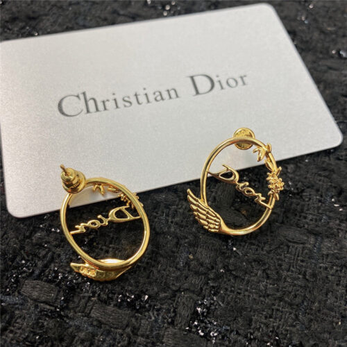 High Quality Luxury Dior Stud Earrings – Style 50917 product detail