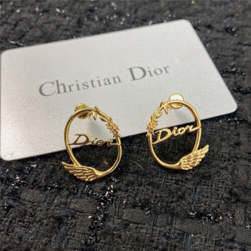 High Quality Luxury Dior Stud Earrings – Style 50917