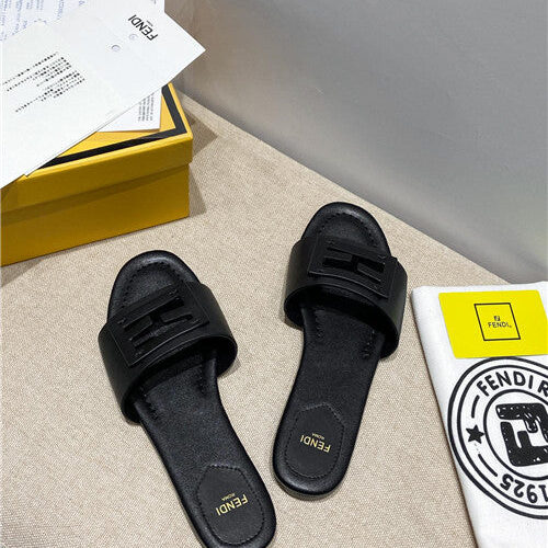 High Quality Luxury Fendi Flat Slippers alternate view