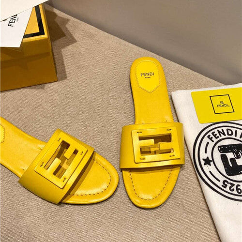 High Quality Luxury Fendi Flat Slippers – Style 32659 product detail
