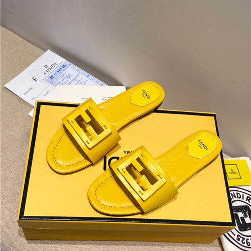 High Quality Luxury Fendi Flat Slippers – Style 32659 product detail