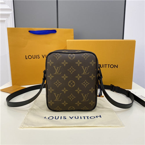 High Quality Luxury LV Christopher Wearable Wallet – Style 48327 alternate view