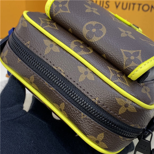 High Quality Luxury LV Christopher Wearable Wallet product detail