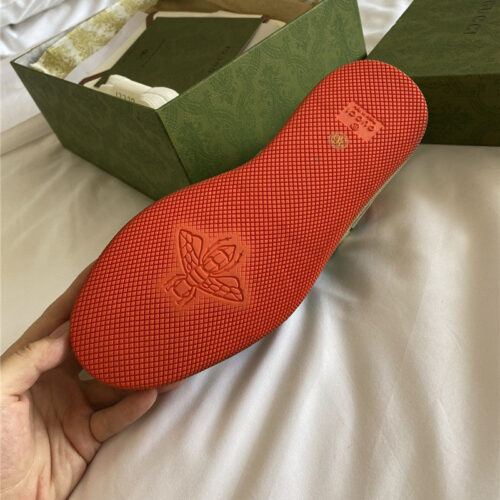High Quality Luxury Gucci Screener Leather Sneaker Womens – Style 82419 product detail