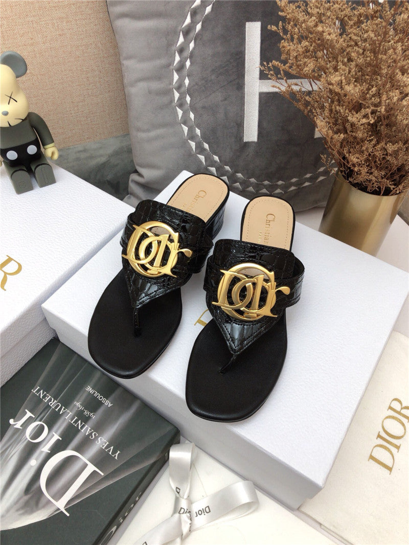 High Quality Luxury Dior Cd Logo Flat Thong Sandals – Style 63878 product detail