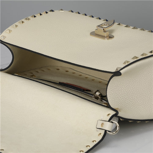 High Quality Luxury Valentino Rivet Bag – Style 03825 product detail