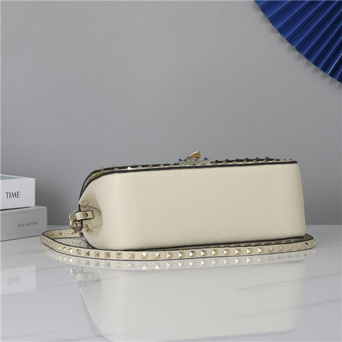 High Quality Luxury Valentino Rivet Bag – Style 03825 product detail