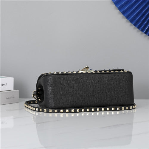 High Quality Luxury Valentino Rivet Bag – Style 03821 product detail