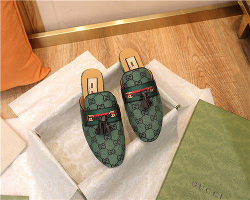 High Quality Luxury Gucci Peyton GG Slippers – Style 39603 alternate view