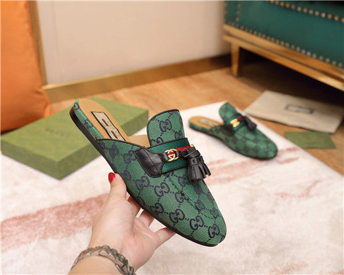 High Quality Luxury Gucci Peyton GG Slippers – Style 39603 product detail