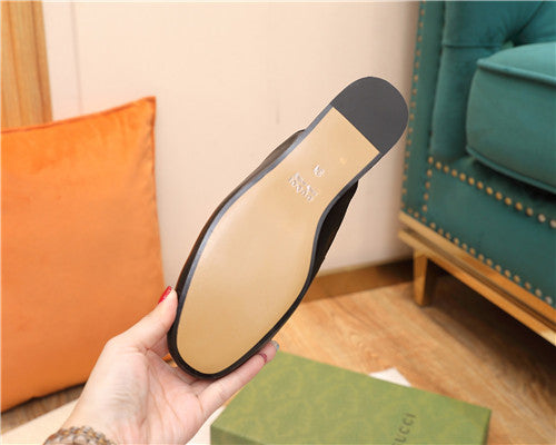 High Quality Luxury Gucci Peyton GG Slippers – Style 03443 product detail