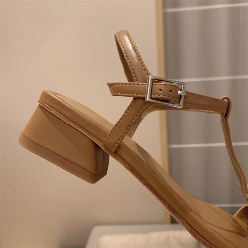 High Quality Luxury Roger Vivier Square Buckle Sandals – Style 18292 product detail