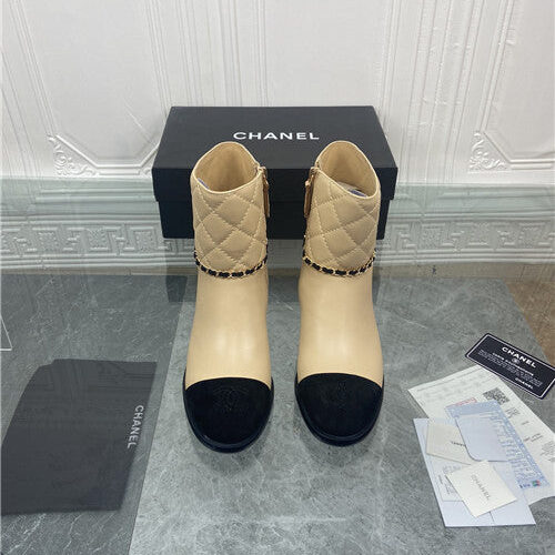 High Quality Luxury Chanel Chain Thick Heel Ankle Boots – Style 86374 alternate view