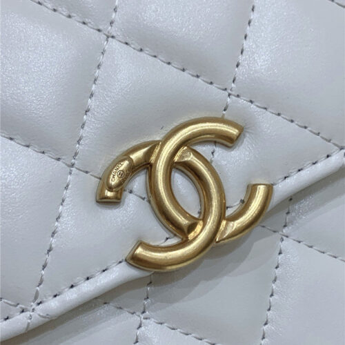 High Quality Luxury Chanel Gold Beads Mobile Phone Bag product detail