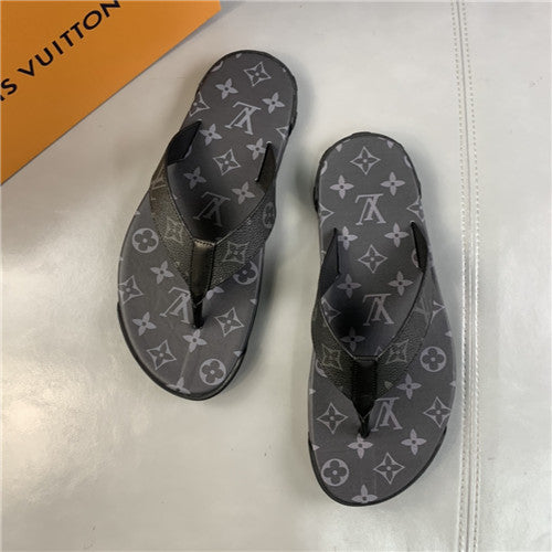 High Quality Luxury Louis Vuitton Mens Slippers – Style 25699 product detail