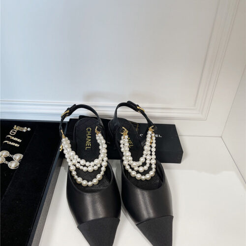 High Quality Luxury Chanel Pearl Sandals – Style 44070 alternate view