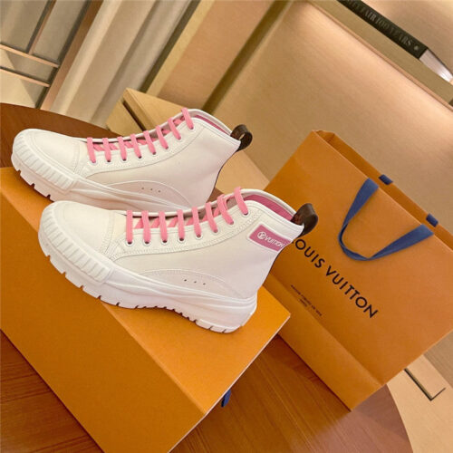 High Quality Luxury Louis Vuitton Squad Sneaker Boot – Style 69411 alternate view