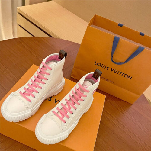 High Quality Luxury Louis Vuitton Squad Sneaker Boot – Style 69411 product detail