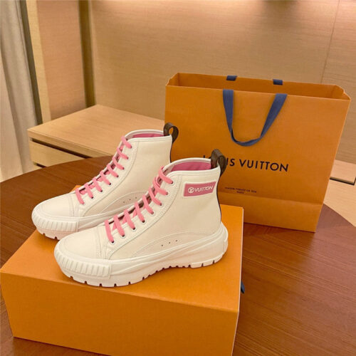 High Quality Luxury Louis Vuitton Squad Sneaker Boot – Style 69411