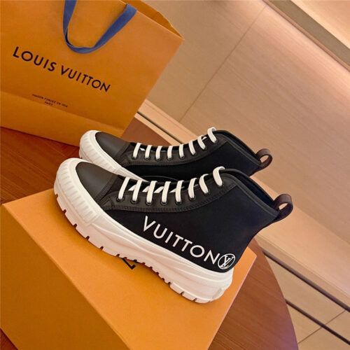 High Quality Luxury Louis Vuitton Squad Sneaker Boot – Style 16291 product detail