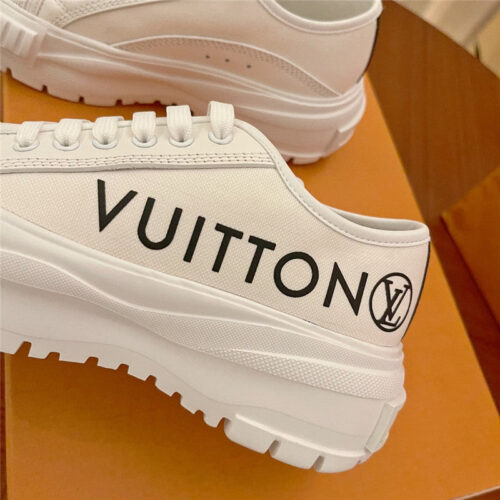 High Quality Luxury Louis Vuitton Squad Sneaker – Style 31011 product detail