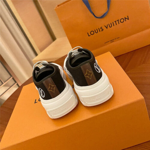 High Quality Luxury Louis Vuitton Squad Sneaker product detail