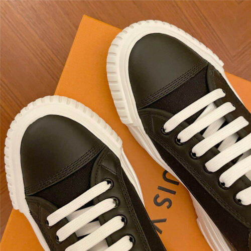 High Quality Luxury Louis Vuitton Squad Sneaker product detail