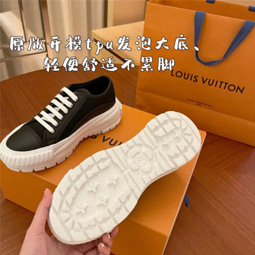 High Quality Luxury Louis Vuitton Squad Sneaker product detail