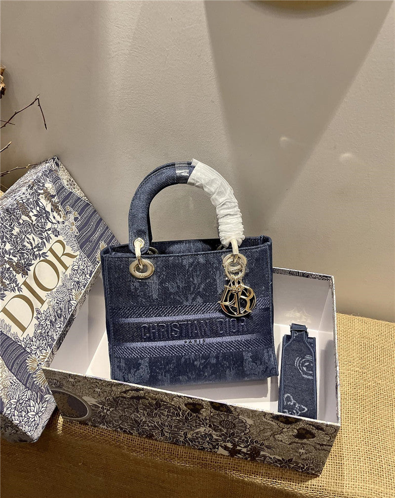 High Quality Luxury Dior Lady D-Lite Bag – Style 25432